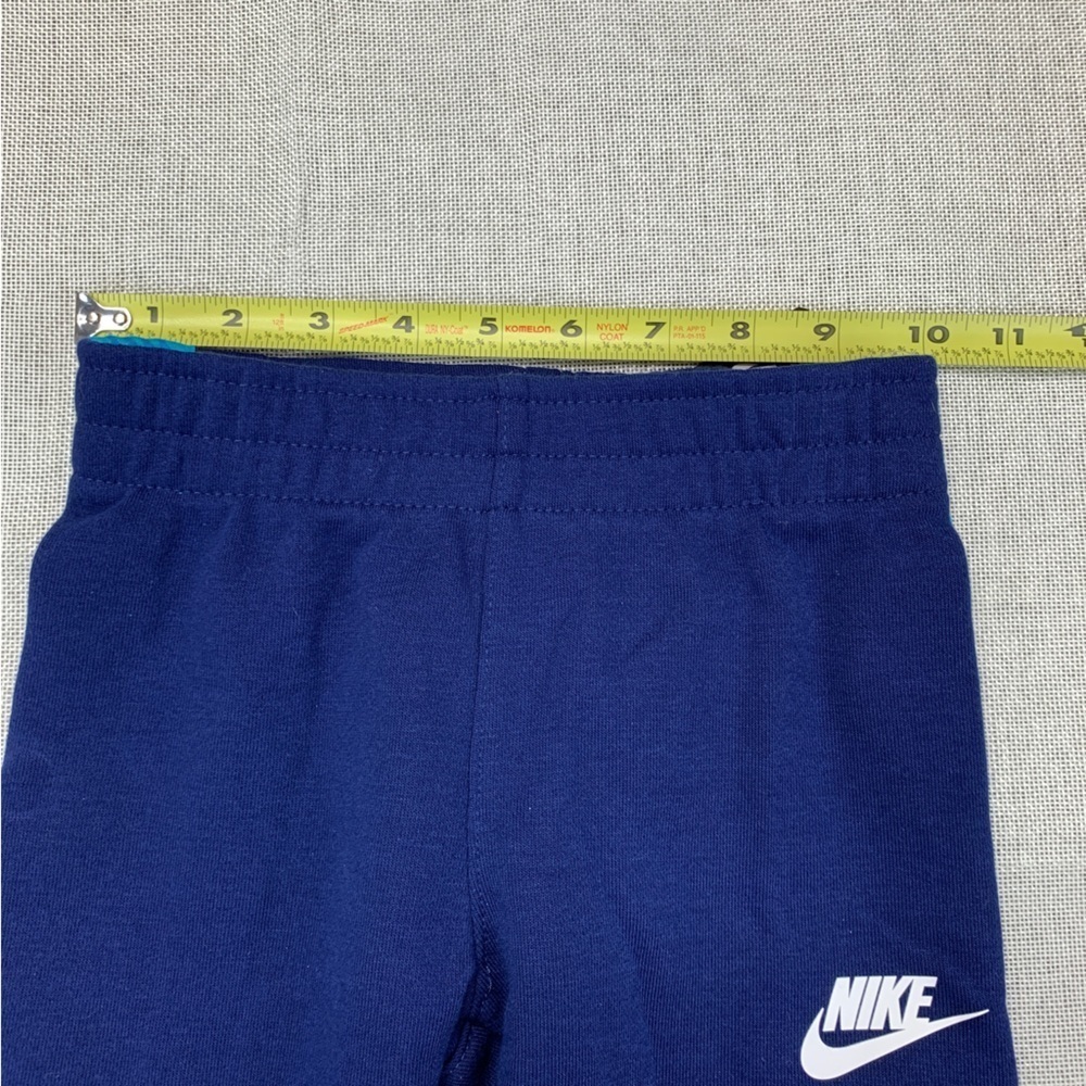 Nike Little Boys Sweatshirt and Pants, 2 Piece Set Size 4 - Picture 12 of 12